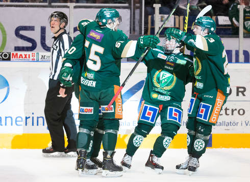 Färjestads Niclas Arell jublar