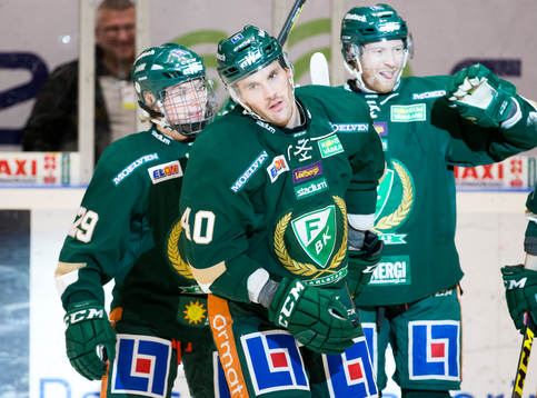 Färjestads Niclas Arell jublar
