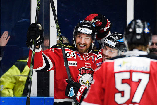 Malmö Redhawks Andreas Thuresson jublar
