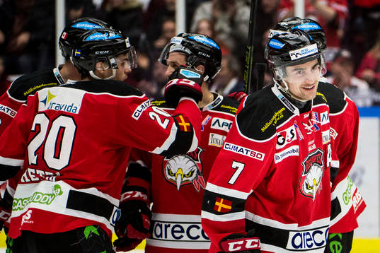 Malmö Redhawks Nils Andersson jublar
