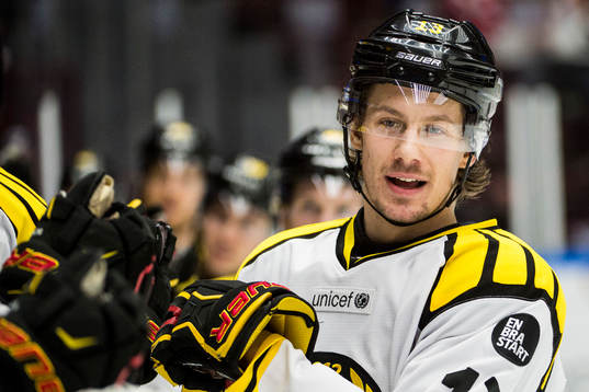 Brynäs Sondre Olden jublar
