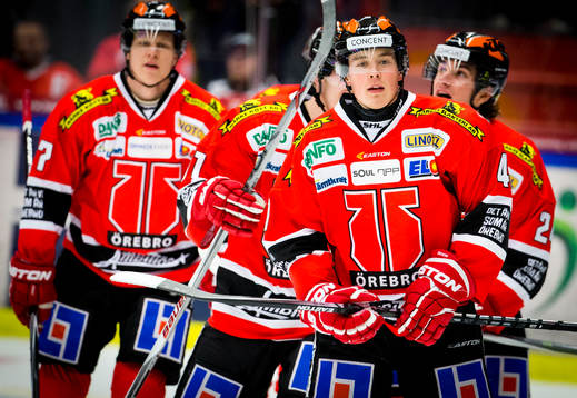Örebros Joel Mustonen gör 1-0 och jublar