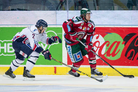 Linköpings Vilmos Gallo mot Frölundas Anton Axelsson