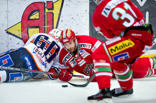 Växjös Erik Josefsson och Modos Bill Thomas