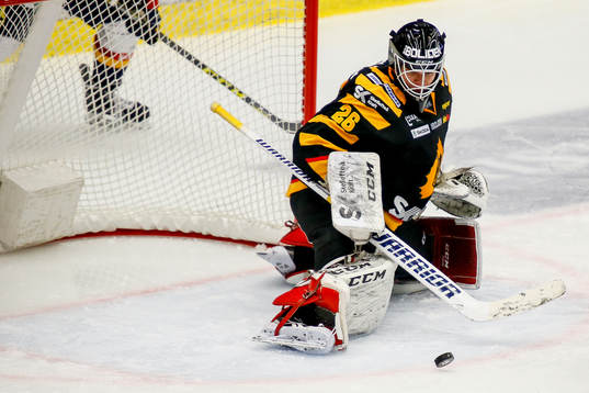 Skellefteås målvakt Johan Backlund