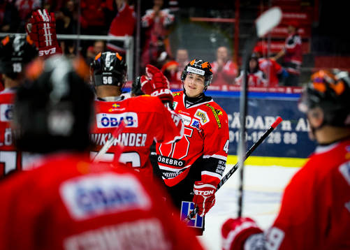 Örebros Joel Mustonen jublar