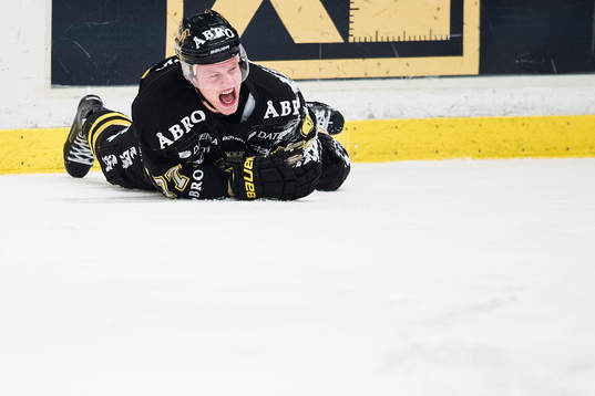 s Jacob Spångberg har ont