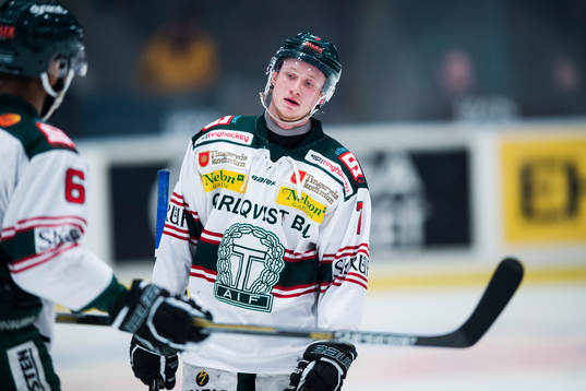 Tingsryds Kevin Ekman-Larsson deppar