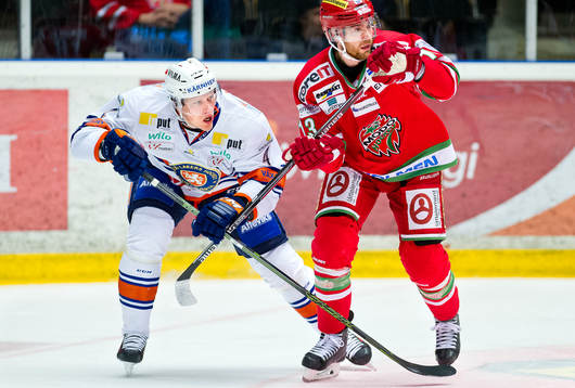 Växjös Niclas Lundgren och Modos Bill Thomas