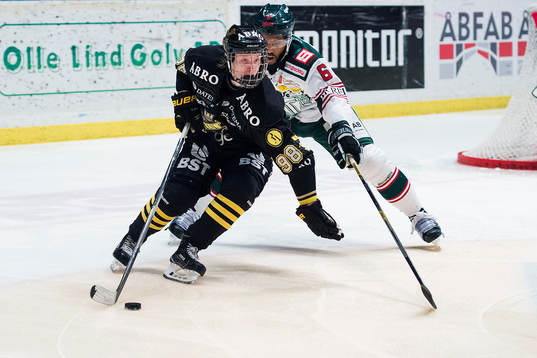 s Jesper Bratt och Tingsryds Drew Paris