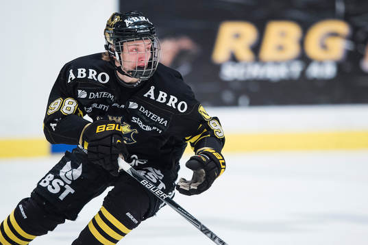 s Jesper Bratt