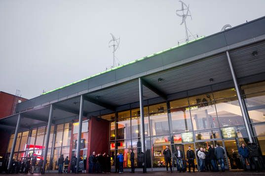 Entrén till Gavlerinken Arena före ishockeymatchen i SHL