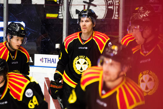 Brynäs Anssi Salmela är tillbaka