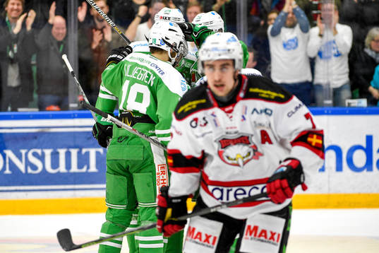 Rögles Sebastian Wännström jublar