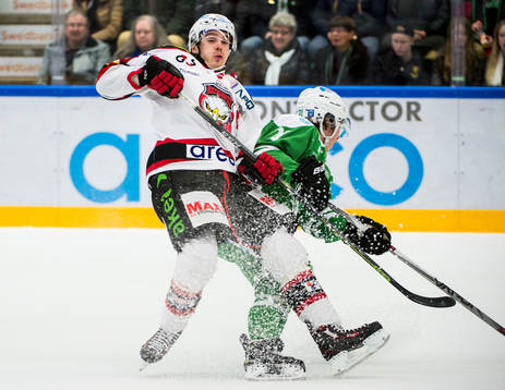 Malmö Redhawks Henrik Hetta och Rögles Alexander Lunsjö
