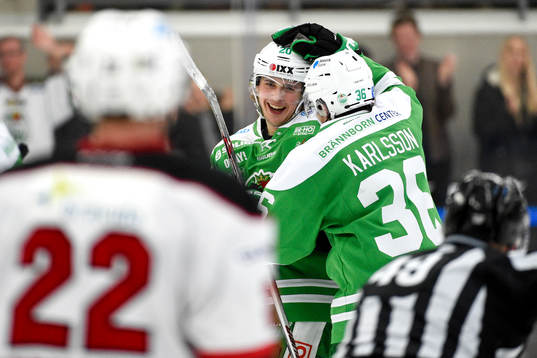Rögles Mathias From och Filip Karlsson  jublar