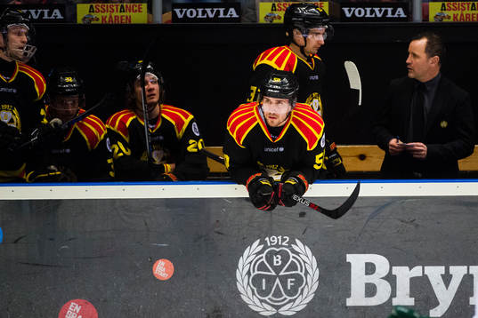 Brynäs Sebastian Enterfeldt deppar