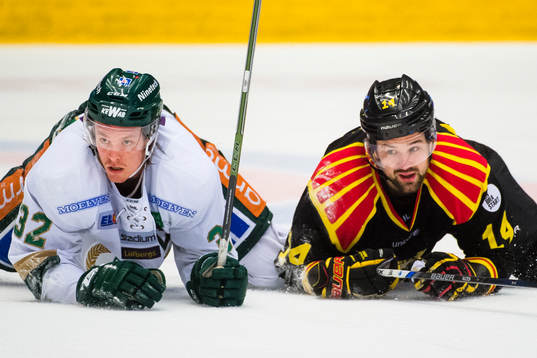 Färjestads Magnus Nygren oc Brynäs Johan Alcén