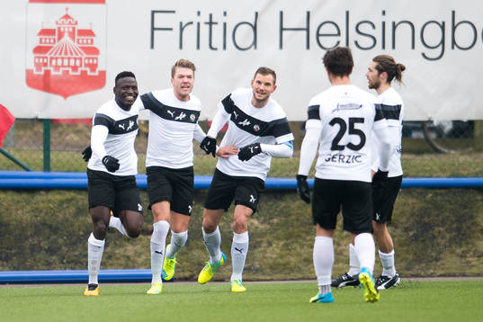 Örebros Alhassan Kamara jublade