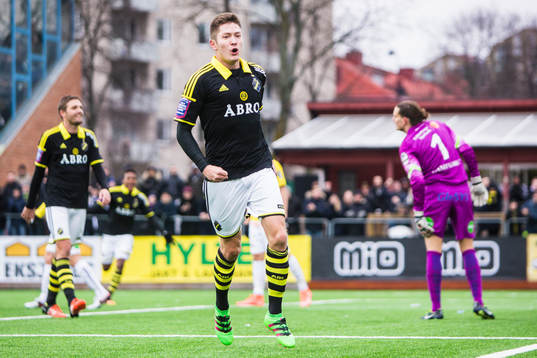 s Haukur Hauksson jublar