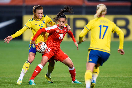 Sveriges Jessica Samuelsson och Schweiz Meriame Terchoun