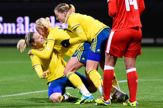 Sveriges Lisa Dahlkvist, Caroline Seger och Linda Sembrant