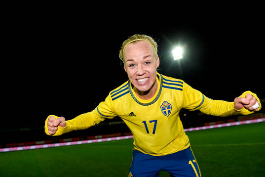 Sveriges Caroline Seger jublar