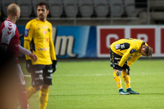 Elfsborgs Simon Hedlund deppar