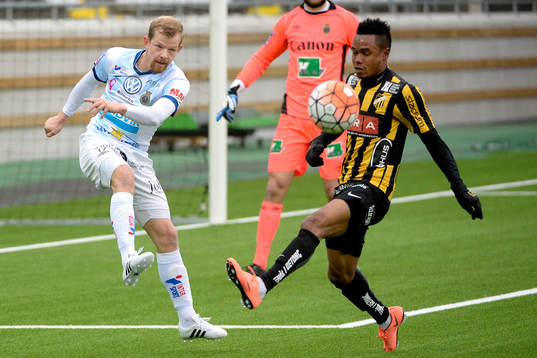 Gefles Jonas Lantto och Häckens Nasiru Mohammed