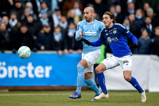 Malmö FFs Guillermo Molins och Sundsvalls Dennis Olsson