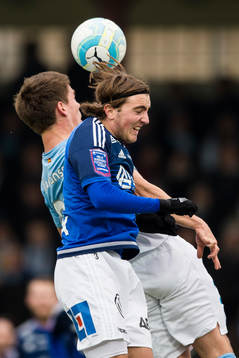 Sundsvalls Dennis Olsson och Malmö FFs Vidar Örn