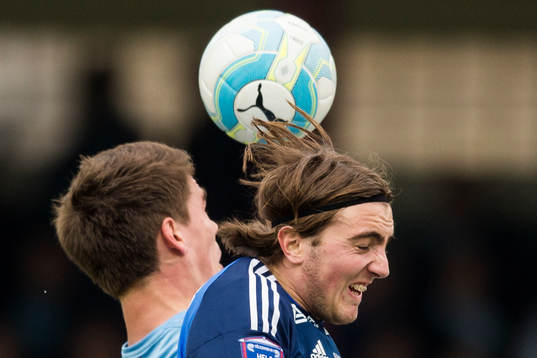 Sundsvalls Dennis Olsson och Malmö FFs Vidar Örn