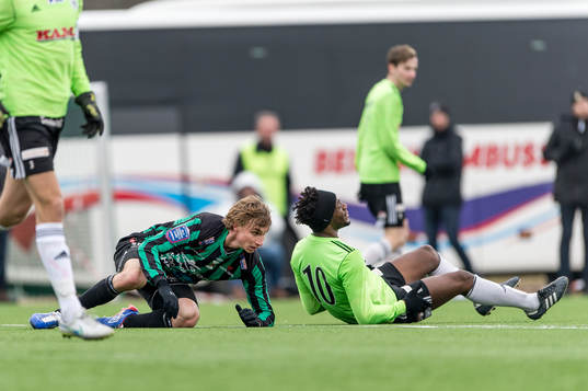 Varbergs Eric Nilsson och Tenhults Charles Simba