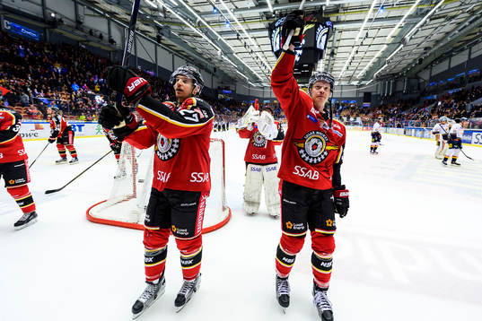 Luleås Brendan Mikkelson (v) och Lennart Petrell (h)