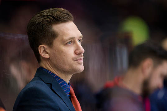 Växjös tränare Sam Hallam