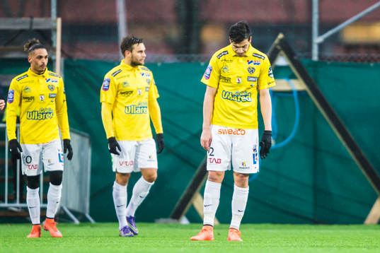 Falkenbergs Zlatan Krizanovic deppar med Alexander Jakobsen