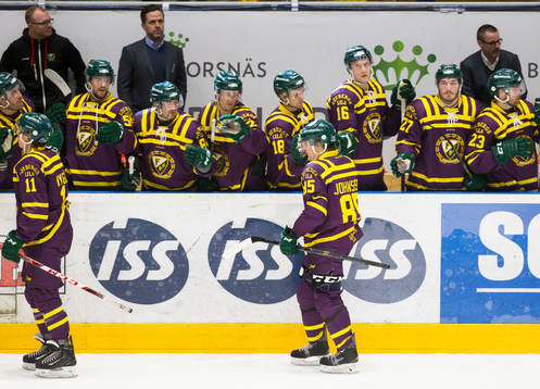 Färjestads Mikael Johansson jublar