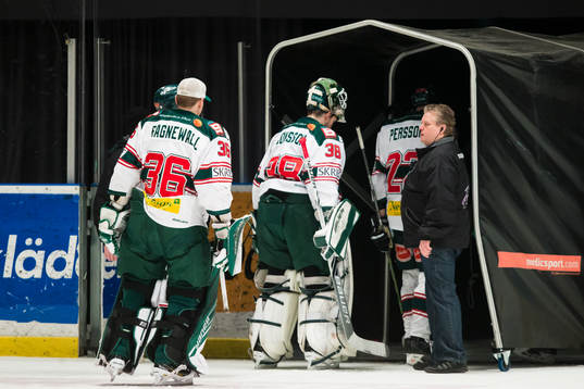 Tingsryds Wictor Ragnewall och Johannes Jönsson deppar