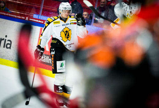 Skellefteås Janne Pesonen jublar