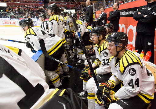 Brynäs Jacob Blomqvist  deppar i båset