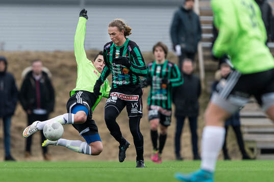 Tenhults Merdin Kojic och Varbergs Oliver Nåfors