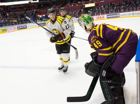 Brynäs Pathrik Westerholm  och Ponthus Westerholm skrattar