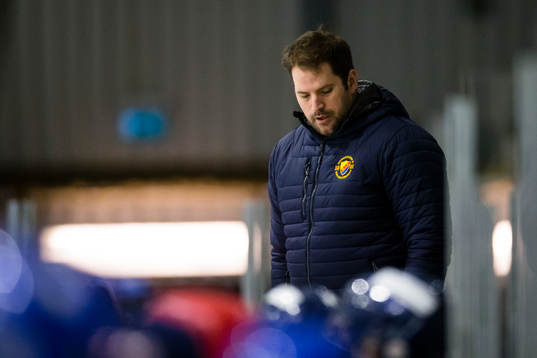 Djurgårdens tränare Jared Cipparone ser fundersam ut