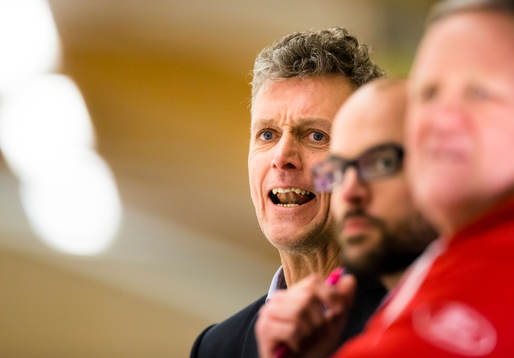 Modos tränare Mikael Nilsson