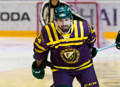 Färjestads Milan Gulas jublar