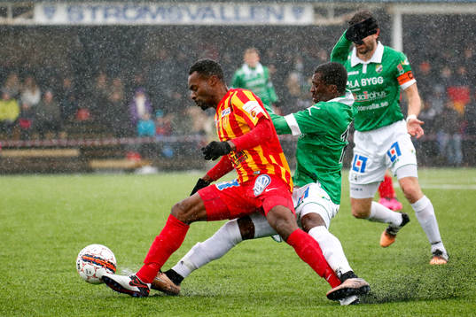Bläddra bland fler bilder av Fotboll, Svenska Cupen, Ljungskile - Syrianska 
