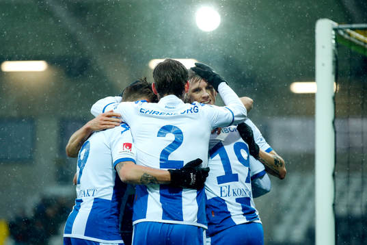 IFK Göteborgs Sören Rieks jublar med lagkamraterna