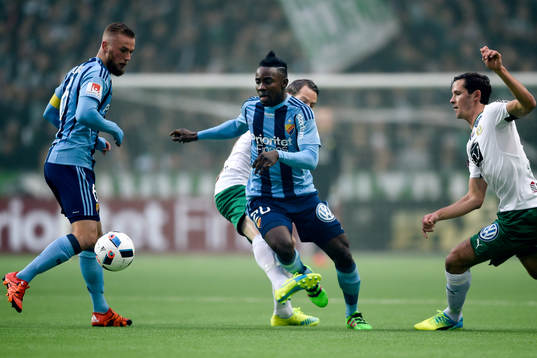 Djurgårdens Sam Johnson och Alexander Faltsetas och