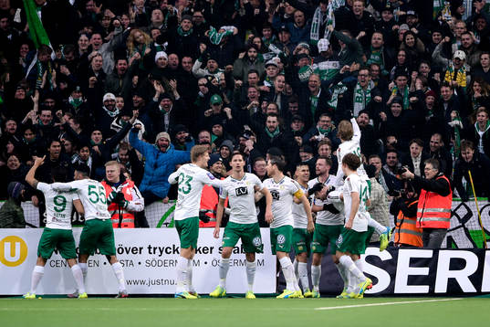 Hammarbys Philip Haglund jublar