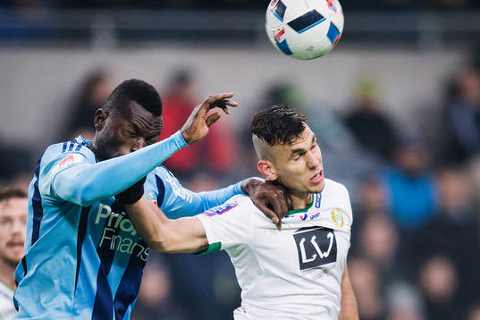 Djurgårdens Omar Colley och Hammarbys Alexssander Medeiros